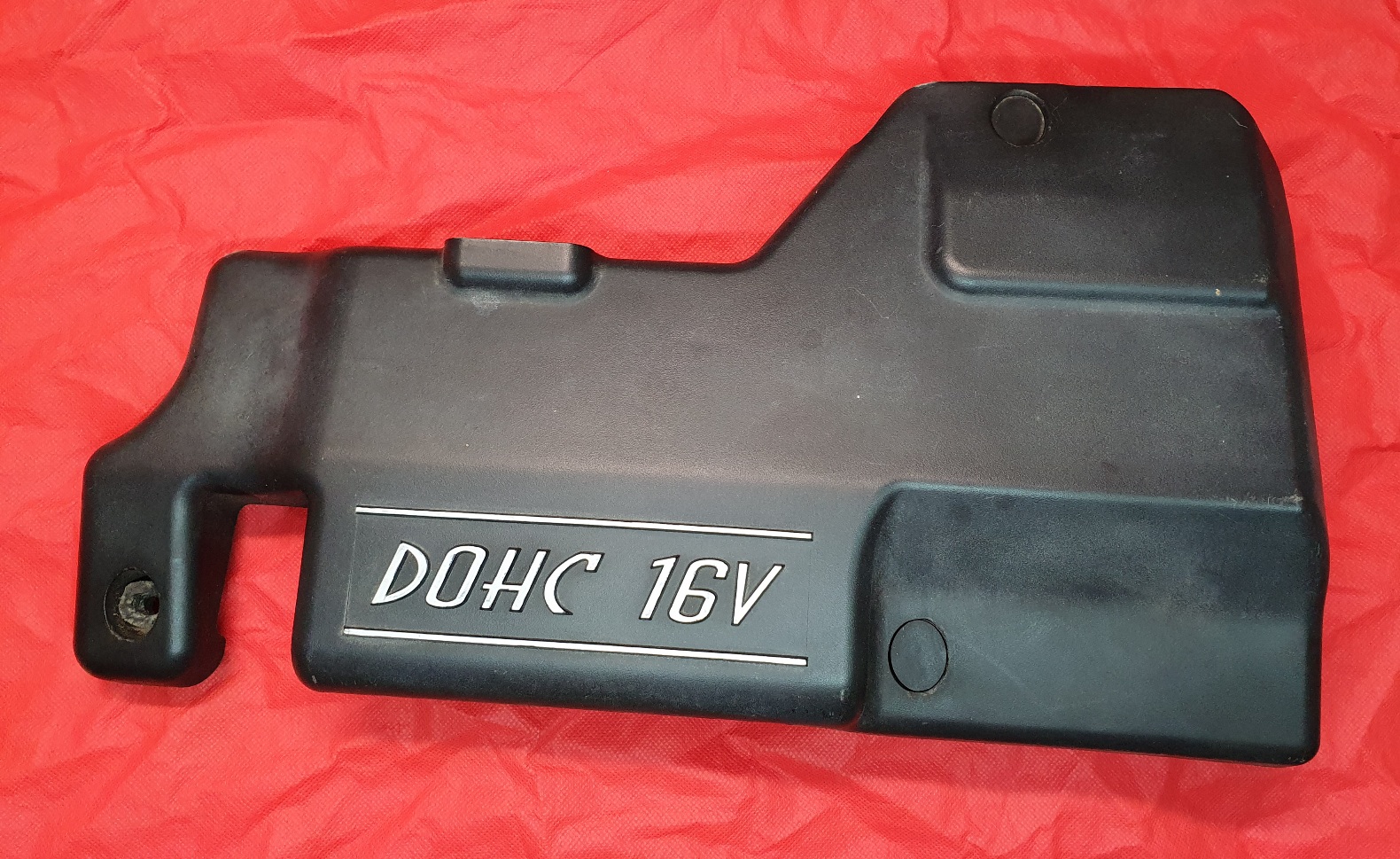 2000_to_2005_Chrysler_PT_Cruiser_DOHC_16V_engine_top_COVER__2.0_litre_petrol_ECC_(1)